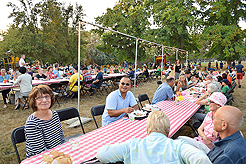 LAURELHURST BACKYARD BBQ 2018